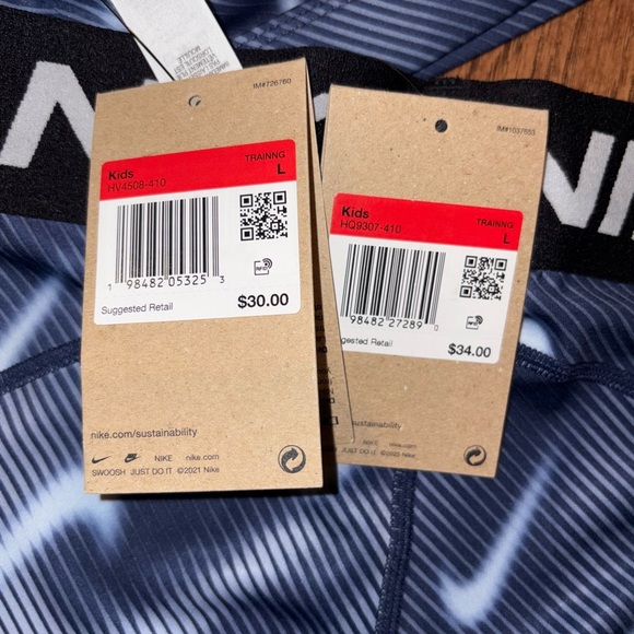 NWT Nike Pro Sports Bra & Bike Shorts Set Girls Size Large - Picture 3 of 3